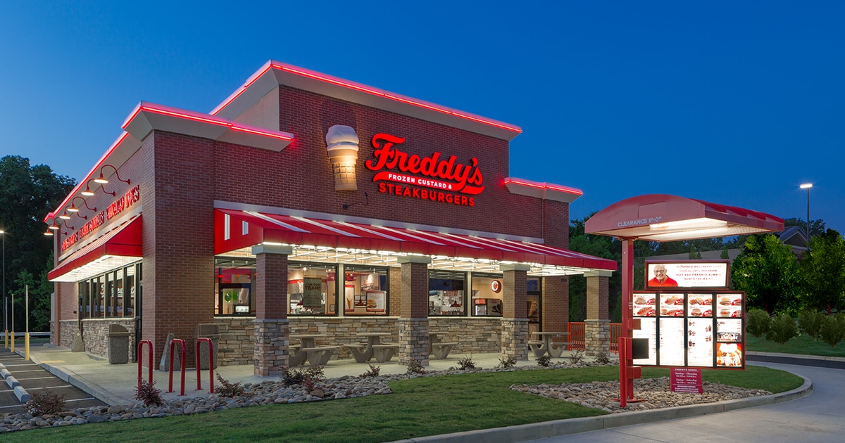 Freddy's exterior restaurant in Dawsonville, GA
