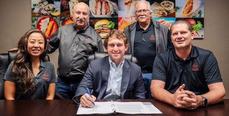 Freddy's co-founder leading franchise expansion at Mokas Coffee & Eatery